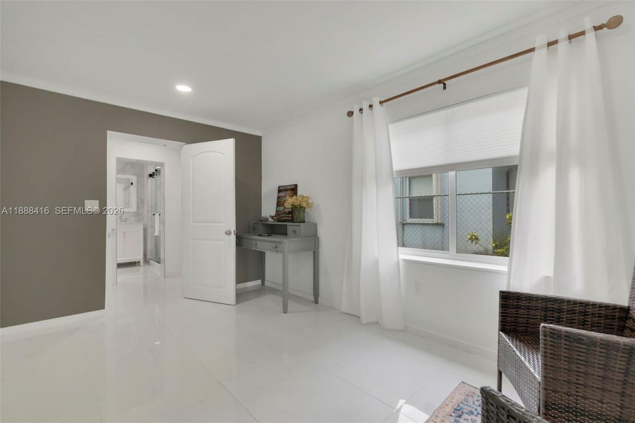 139 SW 21st Way, Fort Lauderdale, FL 33312 Photo