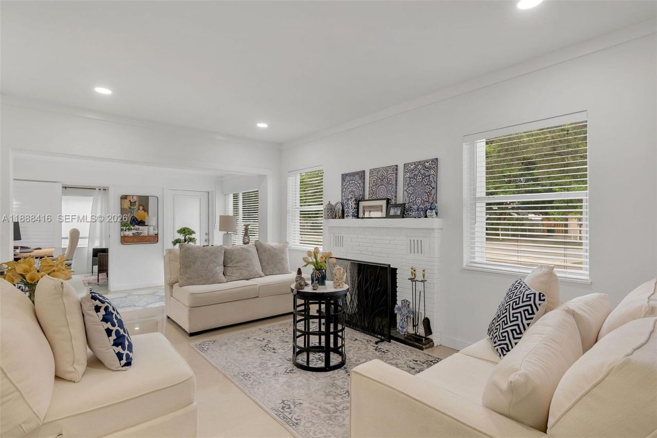 139 SW 21st Way, Fort Lauderdale, FL 33312 Photo