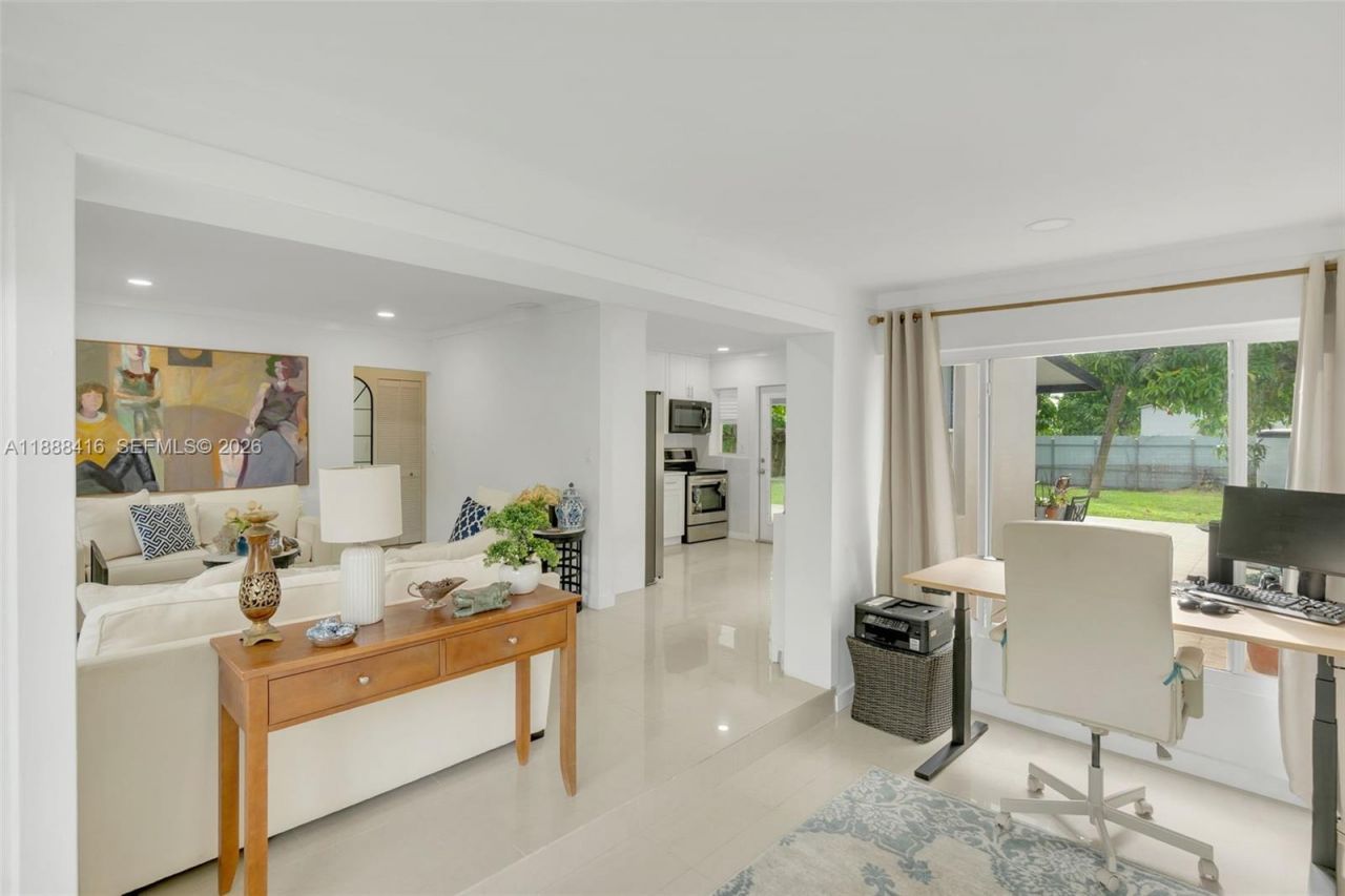 139 SW 21st Way, Fort Lauderdale, FL 33312 Photo