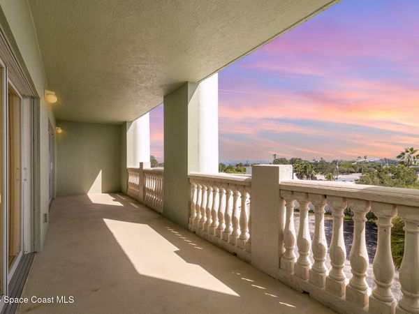 1211 E New Haven Avenue, Unit 402, Melbourne, FL 32901