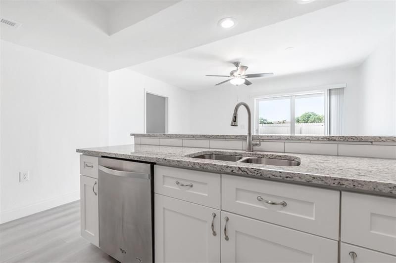 7500 NW 75th Street, Unit 7500, Tamarac, FL 33321 Photo