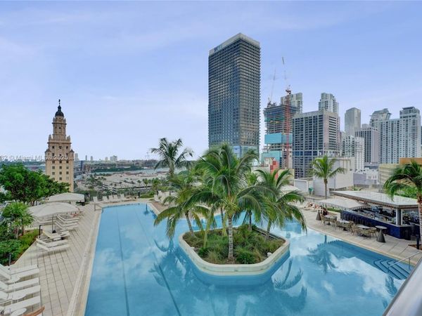 159 NE 6th St, Unit 3302, Miami, FL 33132