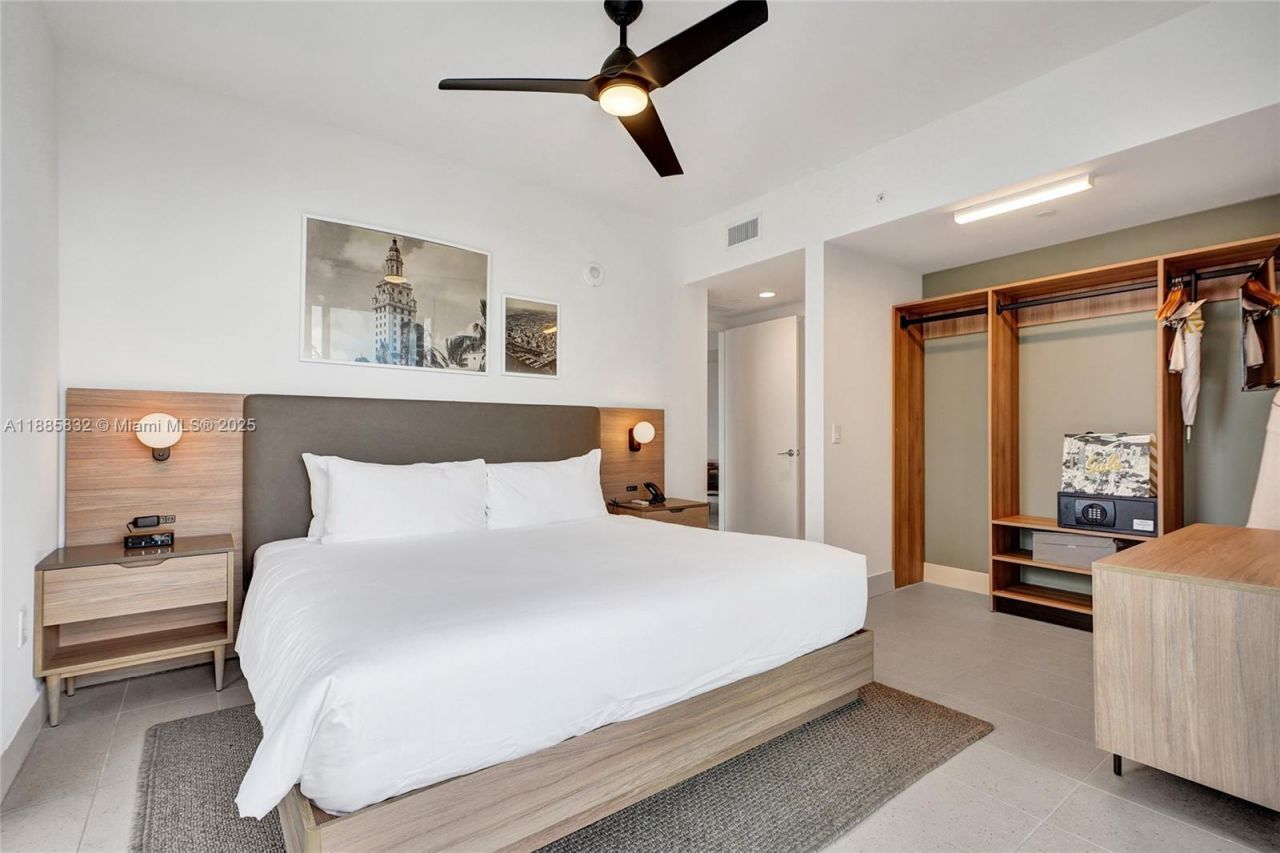 159 NE 6th St, Unit 3302, Miami, FL 33132 Photo