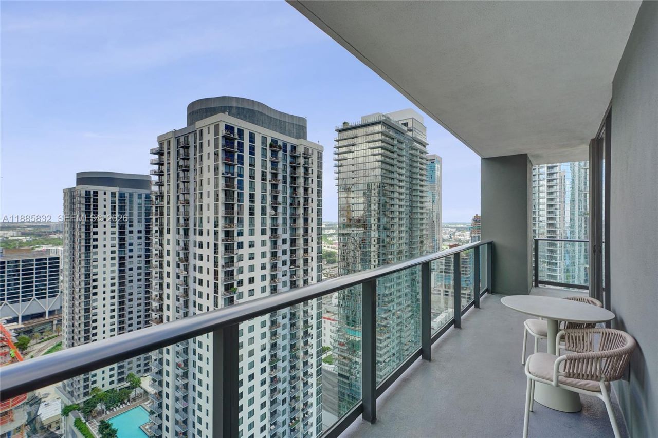 159 NE 6th St, Unit 3302, Miami, FL 33132 Photo