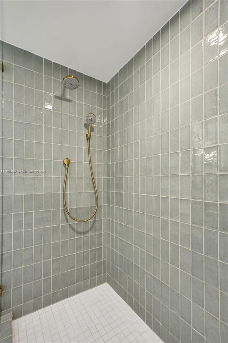 159 NE 6th St, Unit 3302, Miami, FL 33132 Photo