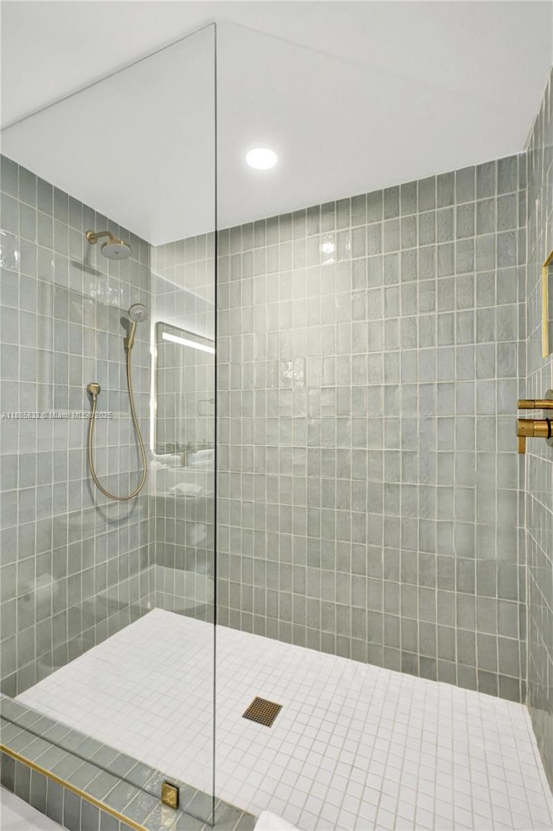 159 NE 6th St, Unit 3302, Miami, FL 33132 Photo