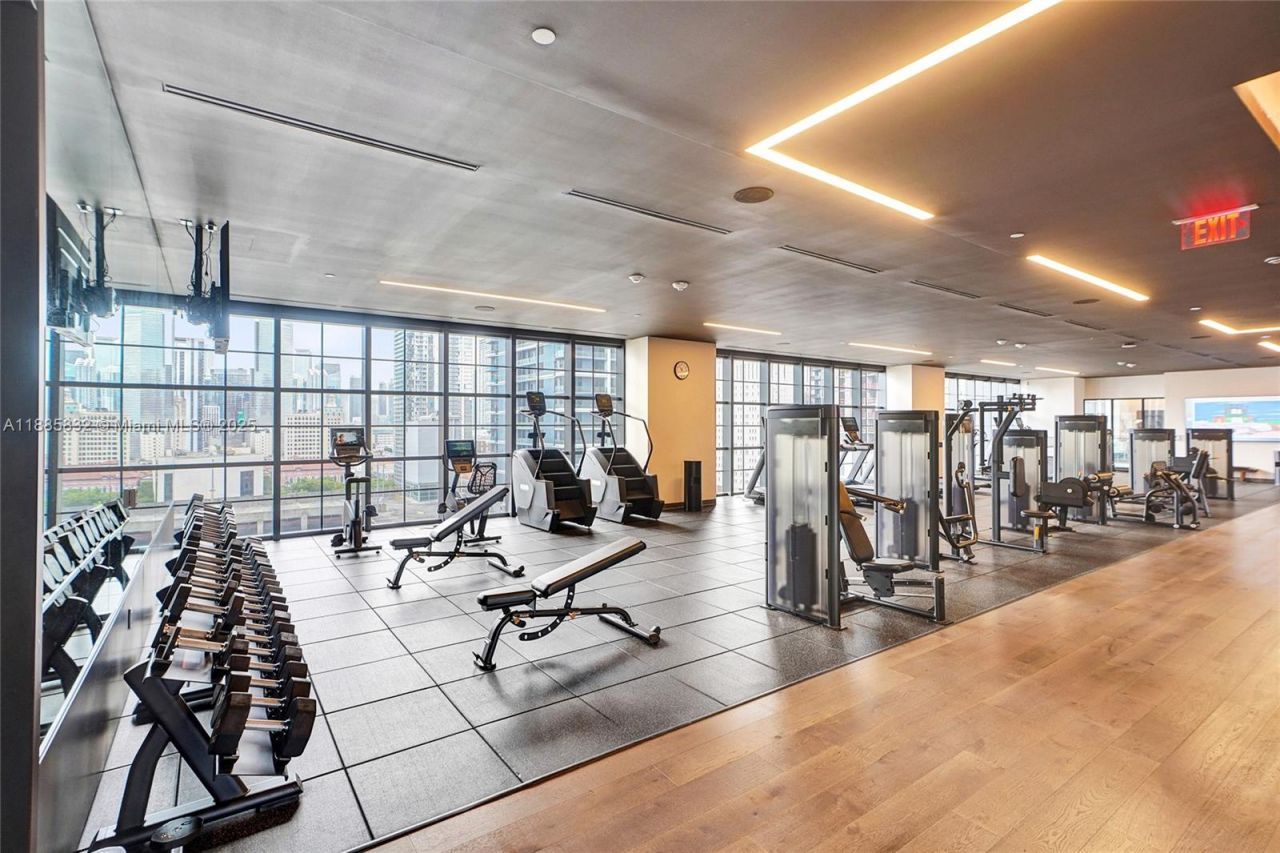 159 NE 6th St, Unit 3302, Miami, FL 33132 Photo