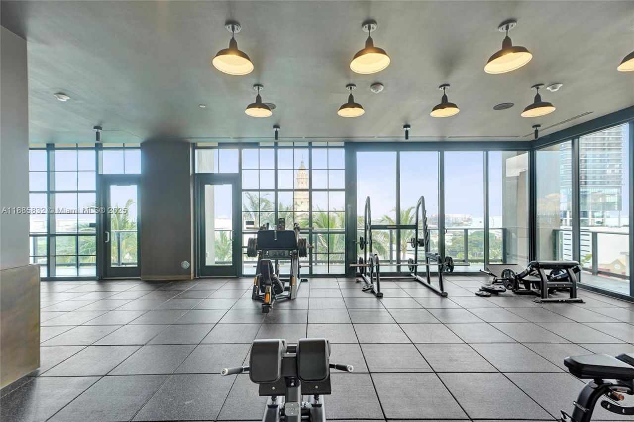 159 NE 6th St, Unit 3302, Miami, FL 33132 Photo