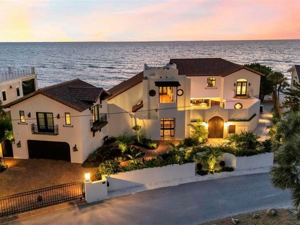 121 N CASEY KEY ROAD, OSPREY, FL 34229