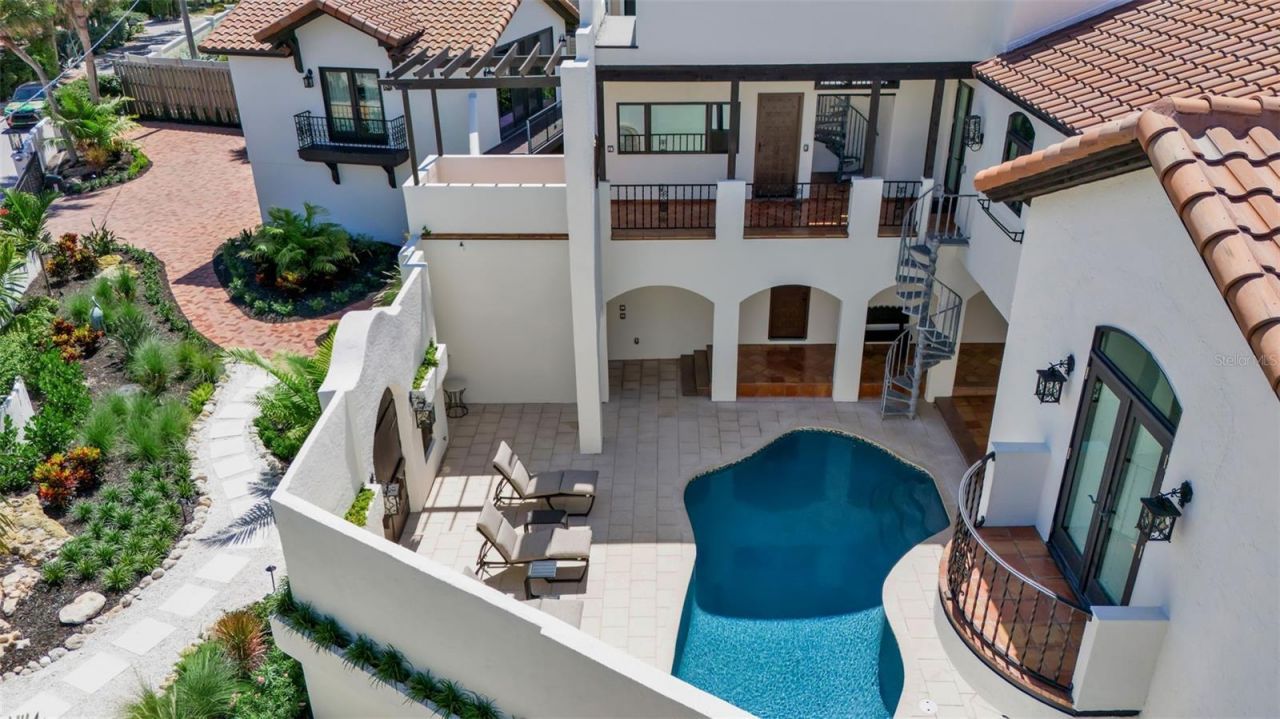 121 N Casey Key Road, Osprey, FL 34229 Photo