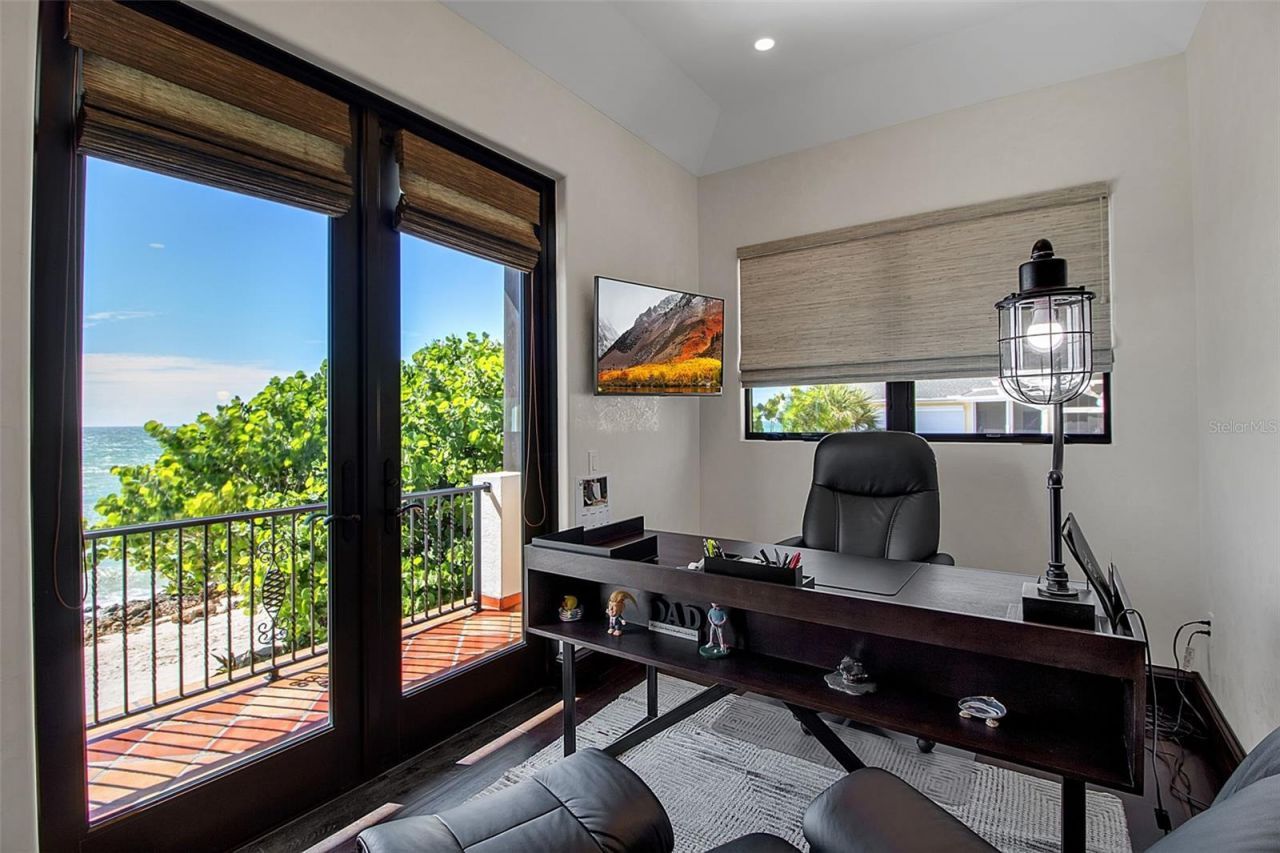 121 N Casey Key Road, Osprey, FL 34229 Photo