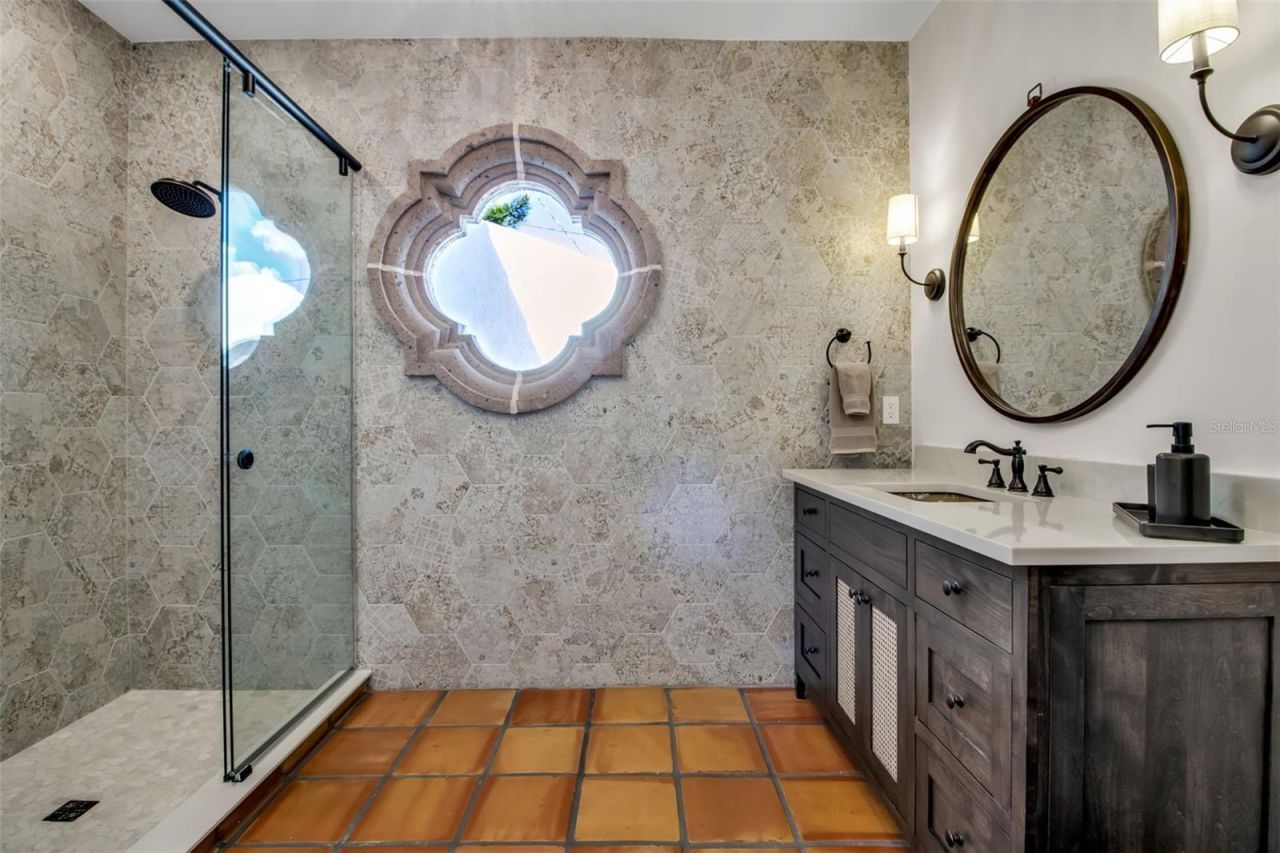 121 N Casey Key Road, Osprey, FL 34229 Photo