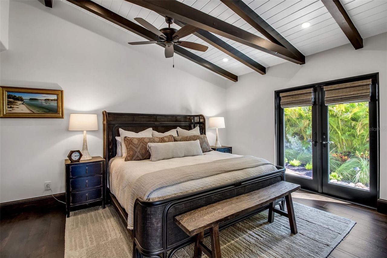 121 N Casey Key Road, Osprey, FL 34229 Photo