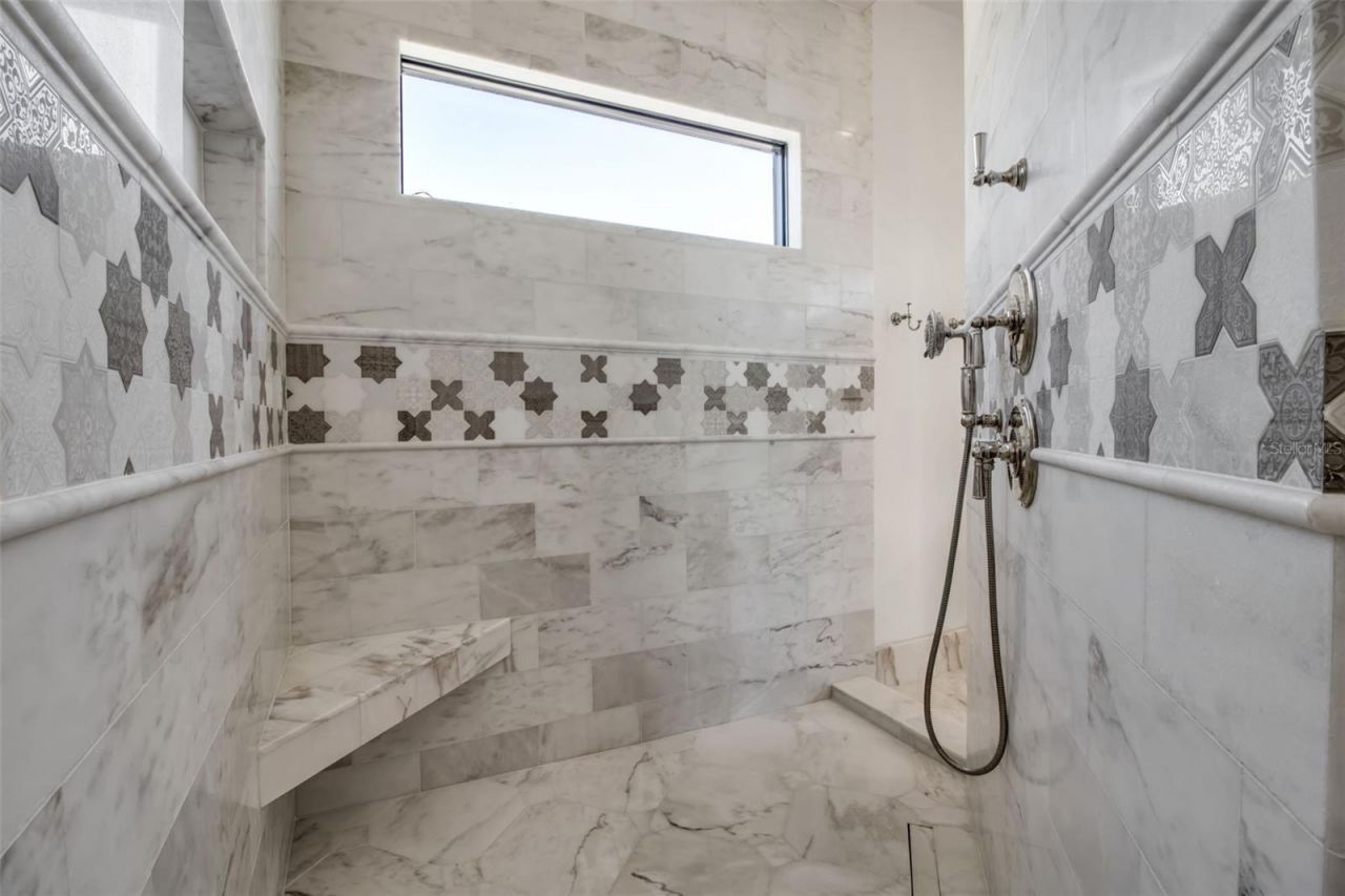 121 N Casey Key Road, Osprey, FL 34229 Photo