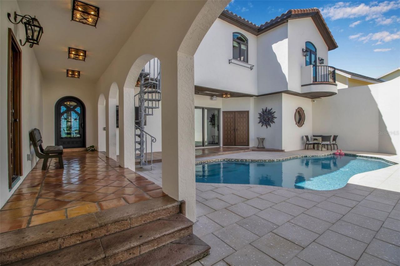 121 N Casey Key Road, Osprey, FL 34229 Photo