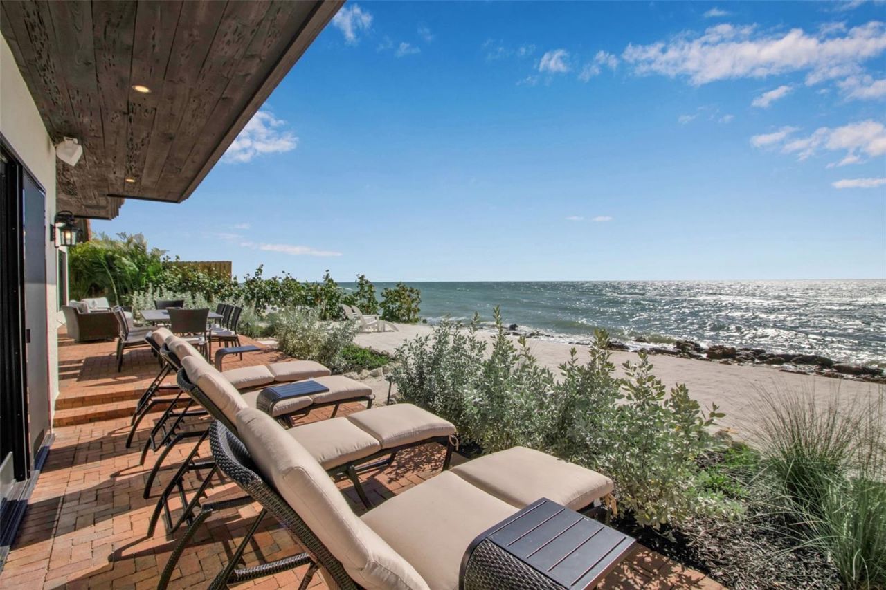 121 N Casey Key Road, Osprey, FL 34229 Photo