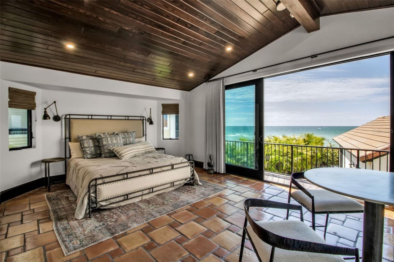 121 N Casey Key Road, Osprey, FL 34229 Photo