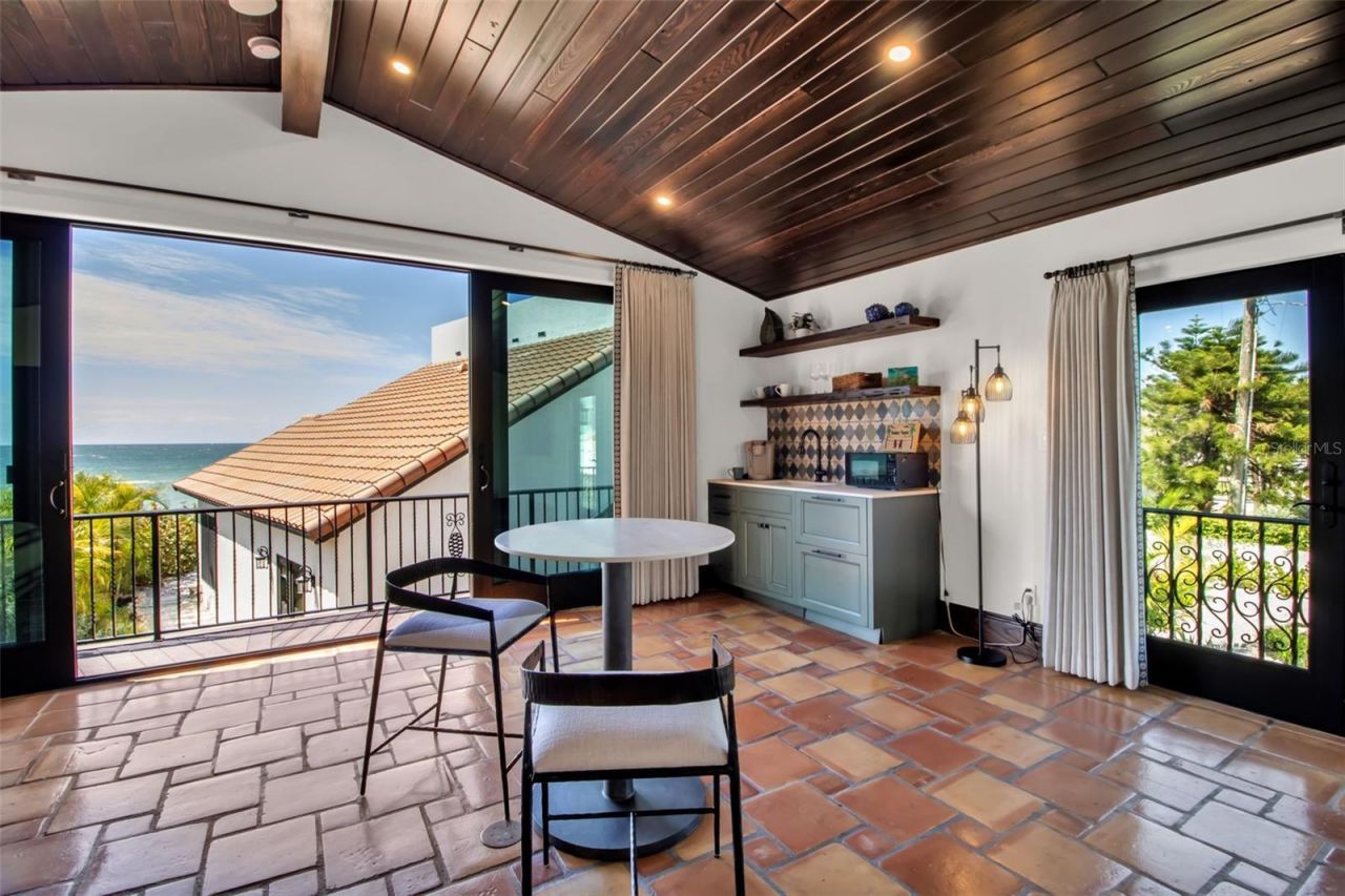 121 N Casey Key Road, Osprey, FL 34229 Photo