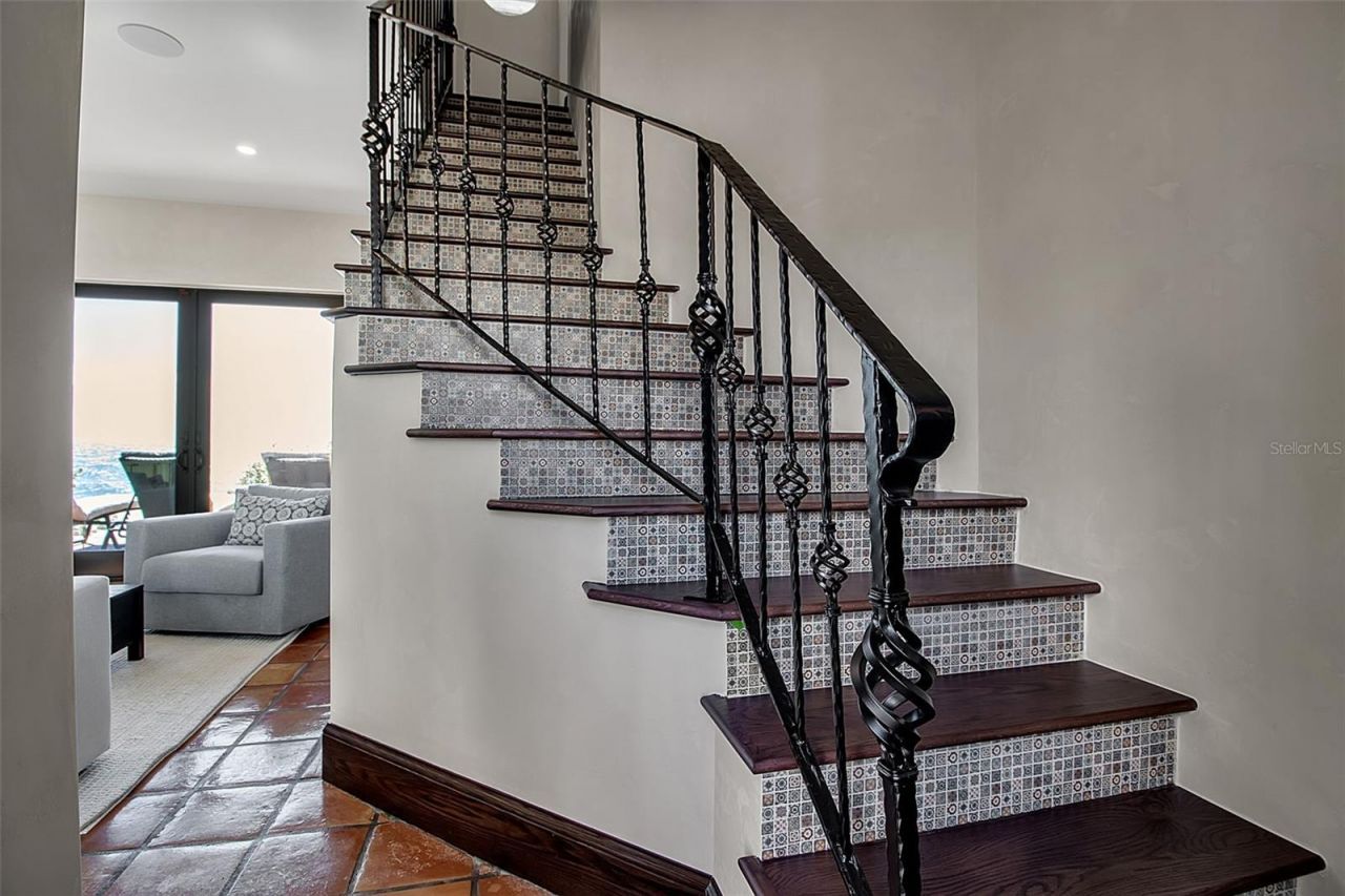 121 N Casey Key Road, Osprey, FL 34229 Photo
