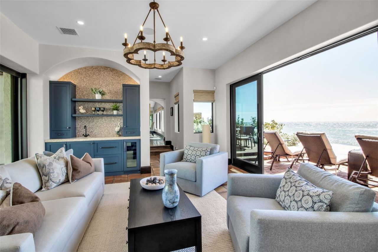 121 N Casey Key Road, Osprey, FL 34229 Photo