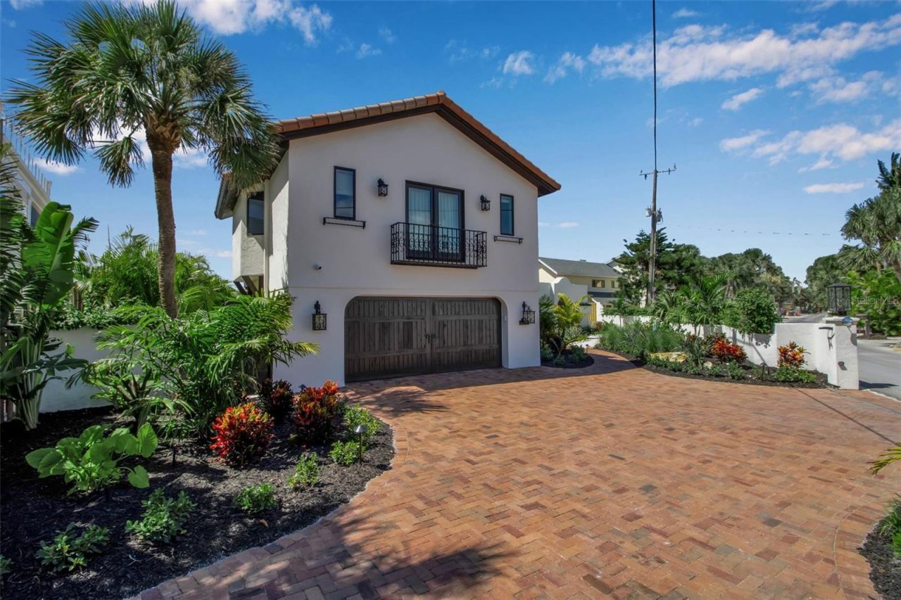 121 N Casey Key Road, Osprey, FL 34229 Photo