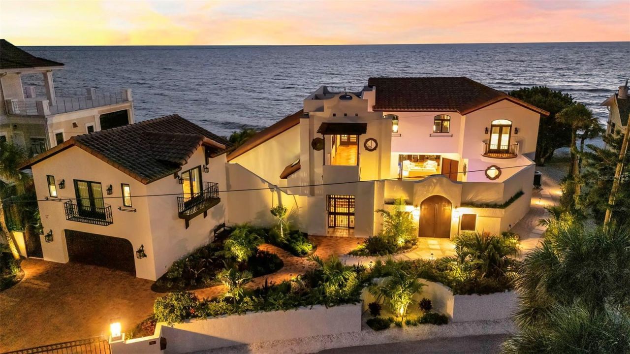121 N Casey Key Road, Osprey, FL 34229 Photo