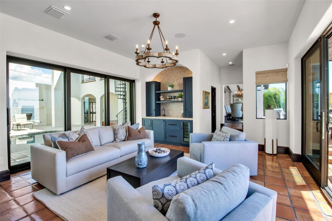 121 N Casey Key Road, Osprey, FL 34229 Photo