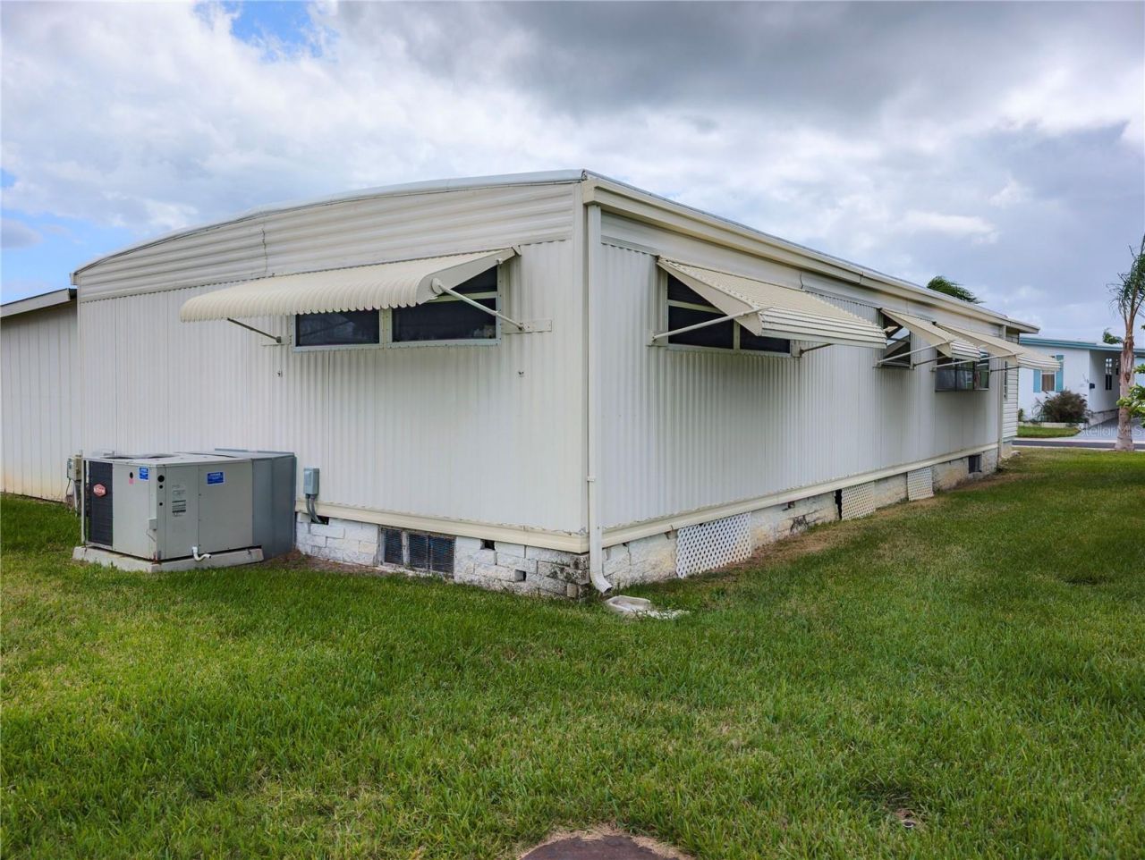 217 Seagull Drive, Tarpon Springs, FL 34689 Photo