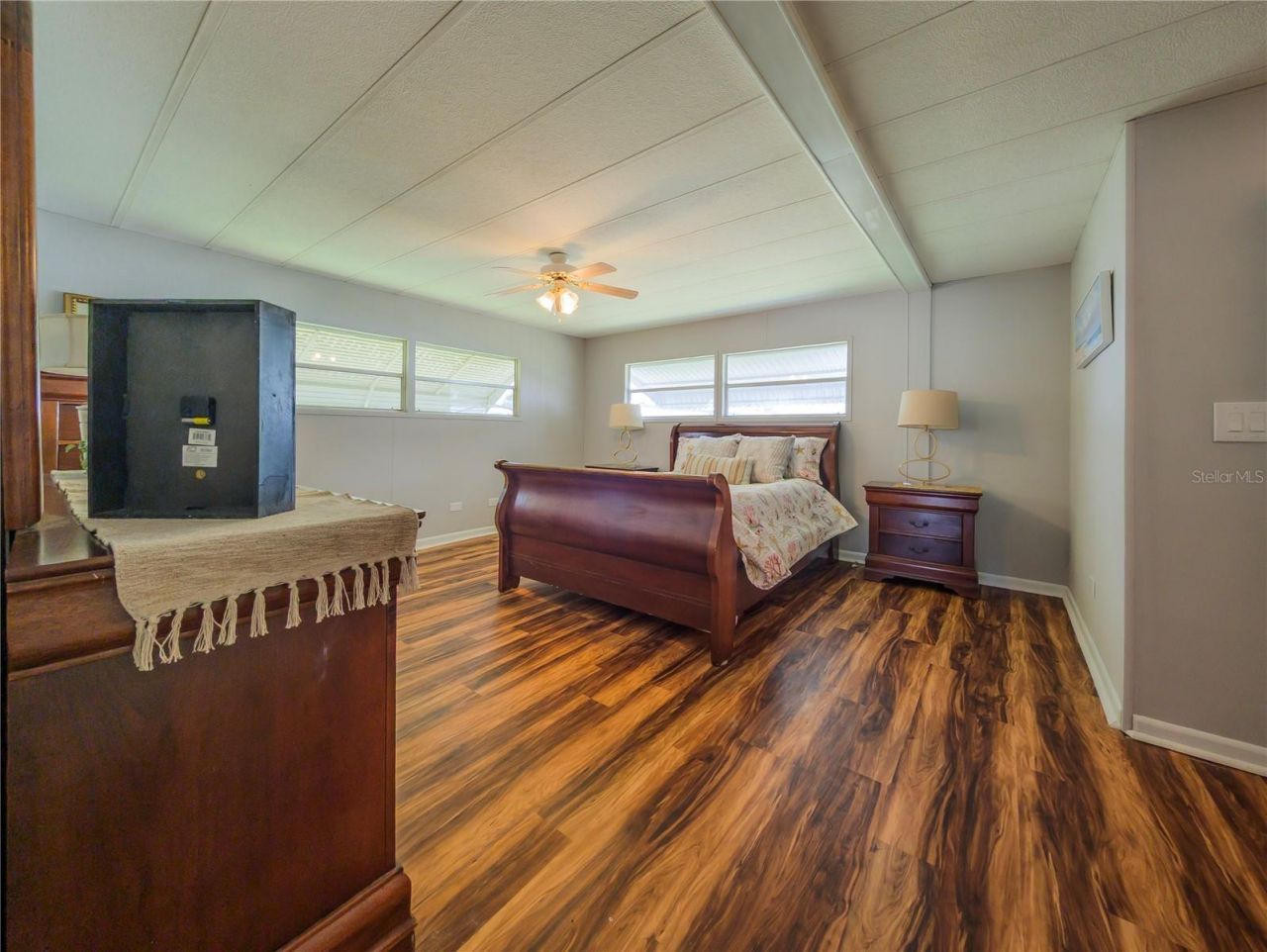 217 Seagull Drive, Tarpon Springs, FL 34689 Photo