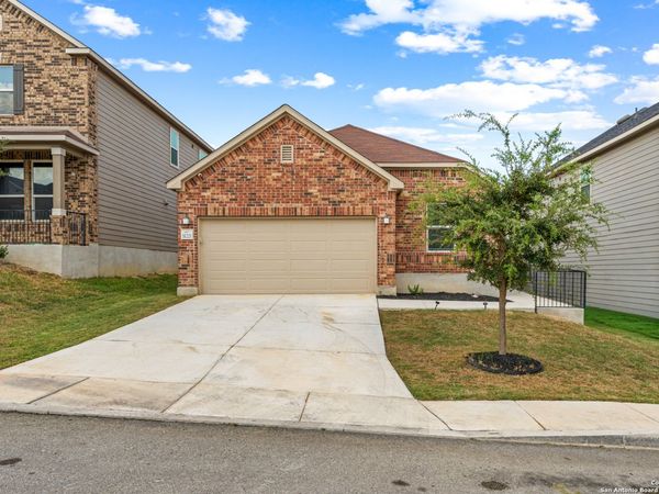 11221 Amberina, San Antonio, TX 78245