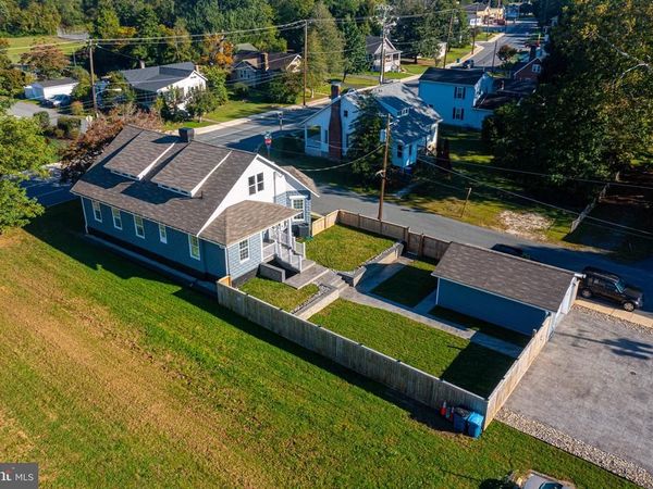 15 S MAULDIN AVENUE, NORTH EAST, MD 21901