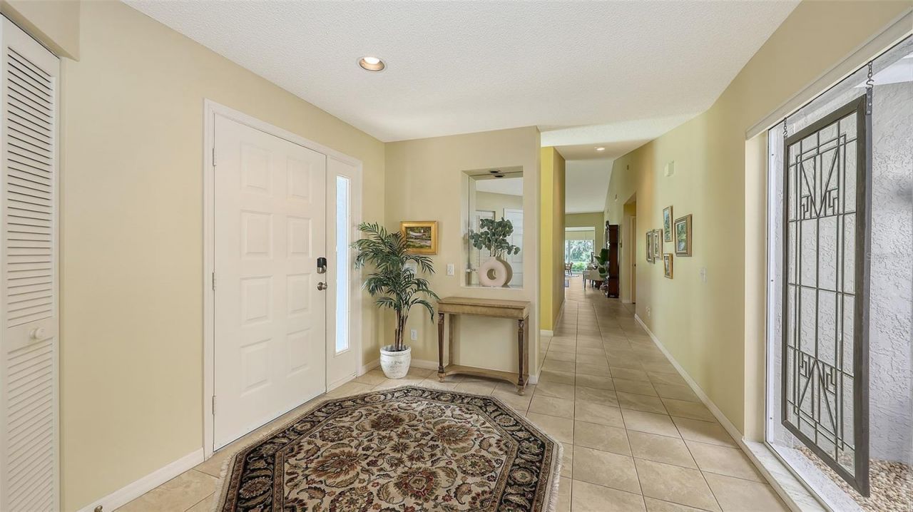 5568 Country Club Way, Sarasota, FL 34243 Photo