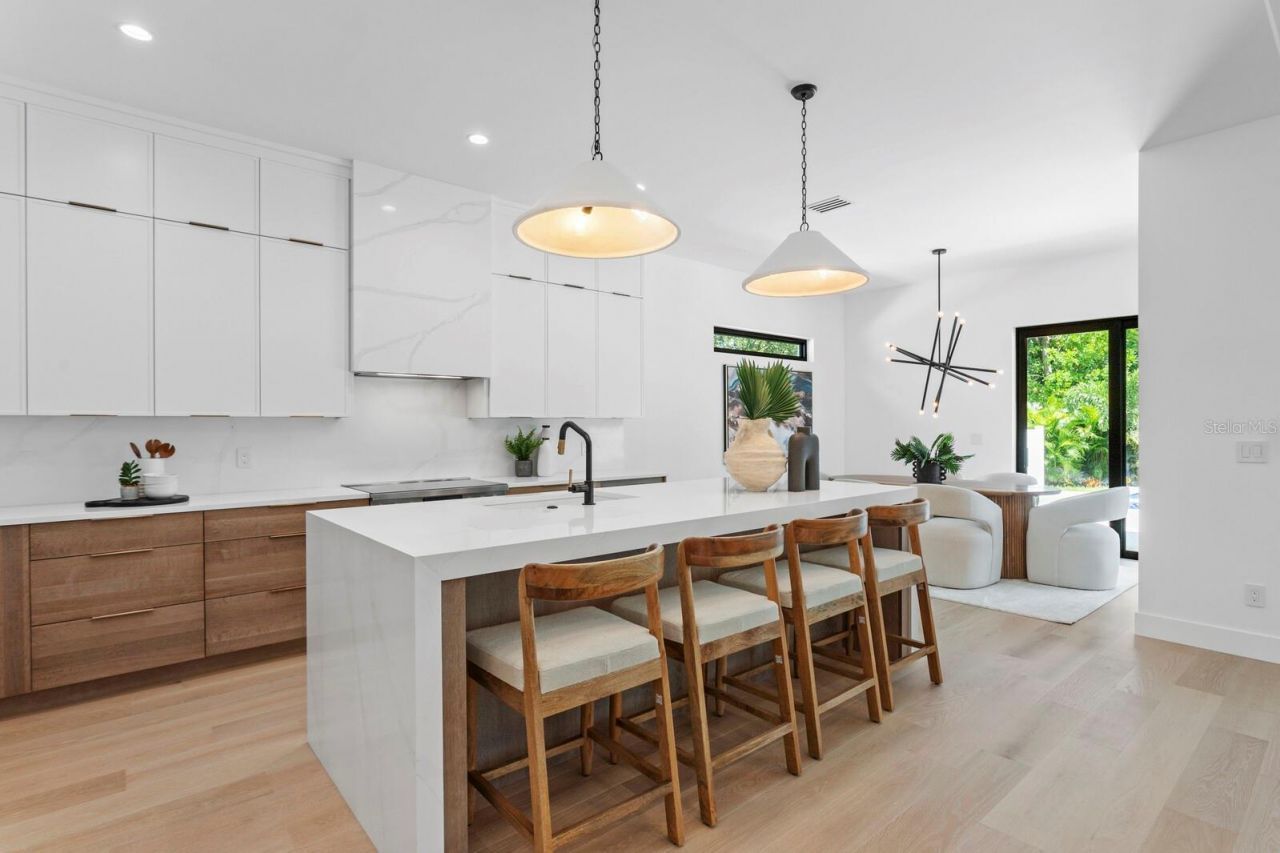 276 Island Circle, Sarasota, FL 34242 Photo