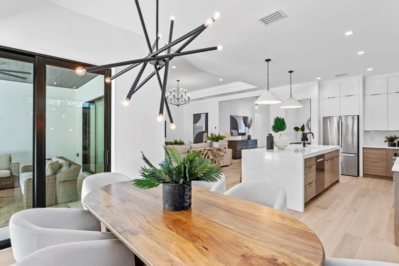 276 Island Circle, Sarasota, FL 34242 Photo