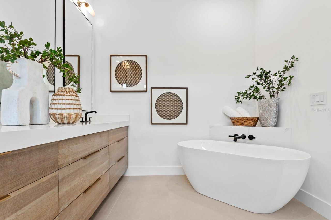 276 Island Circle, Sarasota, FL 34242 Photo