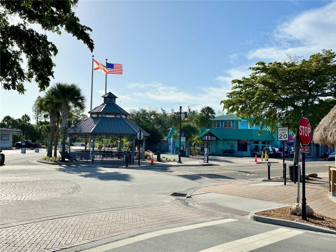 276 Island Circle, Sarasota, FL 34242 Photo