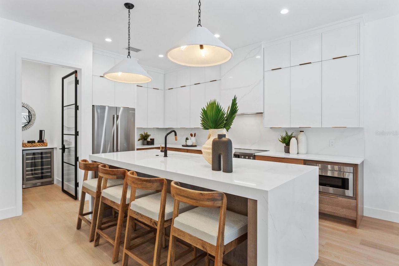 276 Island Circle, Sarasota, FL 34242 Photo