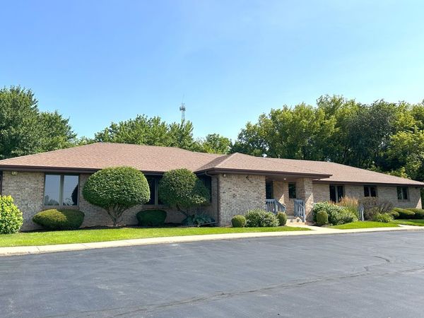 7550 Rote Rd, Rockford, IL 61107