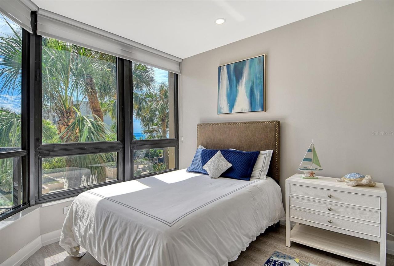 1211 Gulf Of Mexico Dr, Unit 108, Longboat Key, FL 34228 Photo