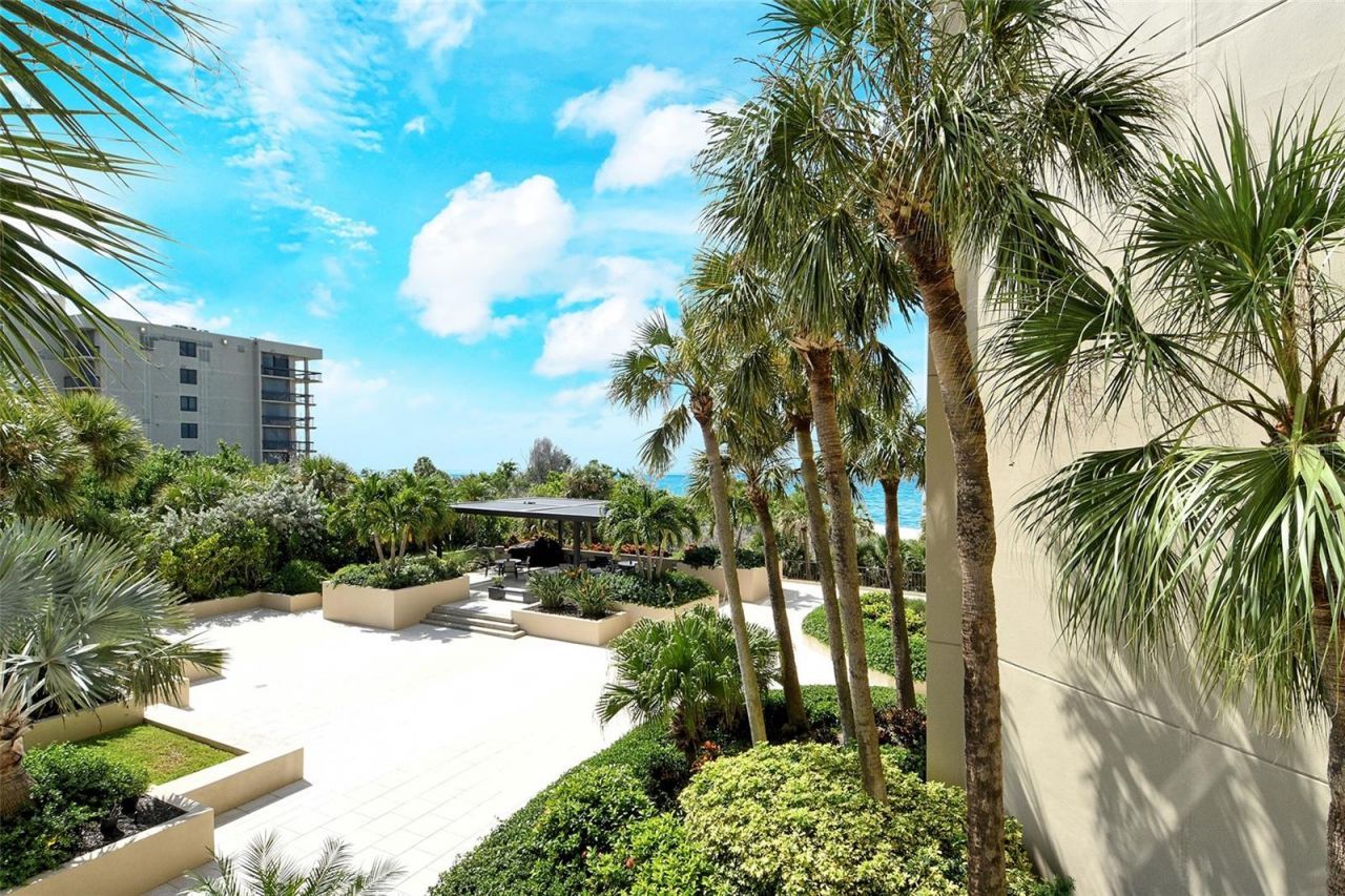 1211 Gulf Of Mexico Dr, Unit 108, Longboat Key, FL 34228 Photo