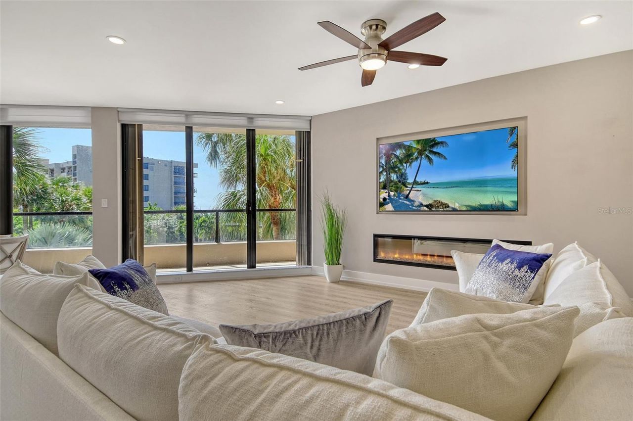 1211 Gulf Of Mexico Dr, Unit 108, Longboat Key, FL 34228 Photo