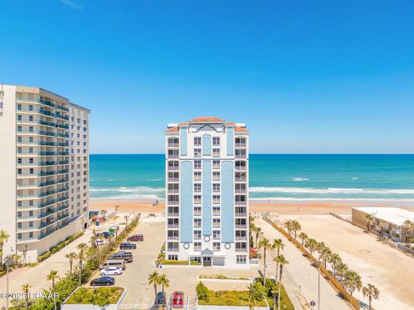 2071 S Atlantic Avenue, Unit 204, Daytona Beach Shores, FL 32118