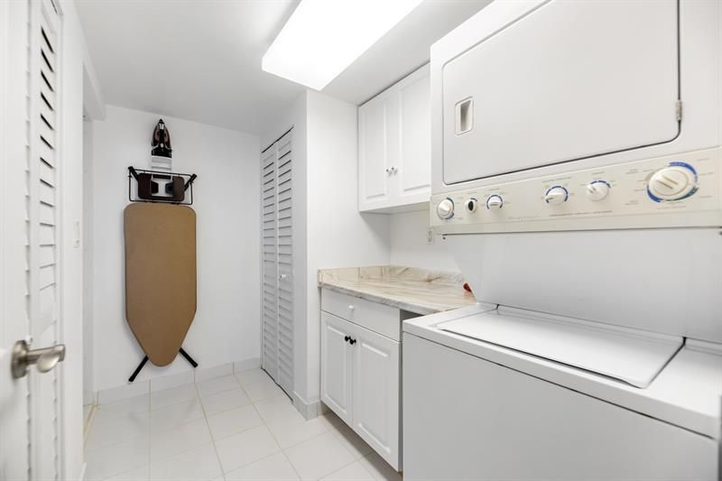 2000 S Ocean Drive, Unit 1810, Fort Lauderdale, FL 33316 Photo