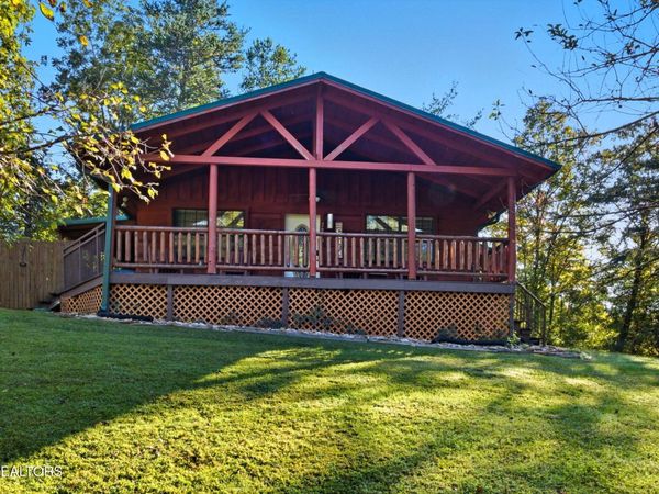 2833 Longvale Lane, Sevierville, TN 37862