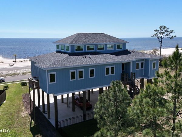 790 W Beach Boulevard, Long Beach, MS 39560