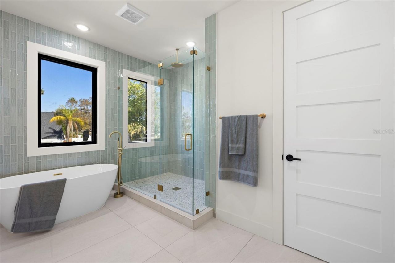 4019 Harrisburg Street Ne, Saint Petersburg, FL 33703 Photo