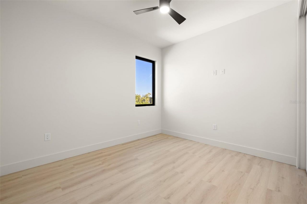 4019 Harrisburg Street Ne, Saint Petersburg, FL 33703 Photo