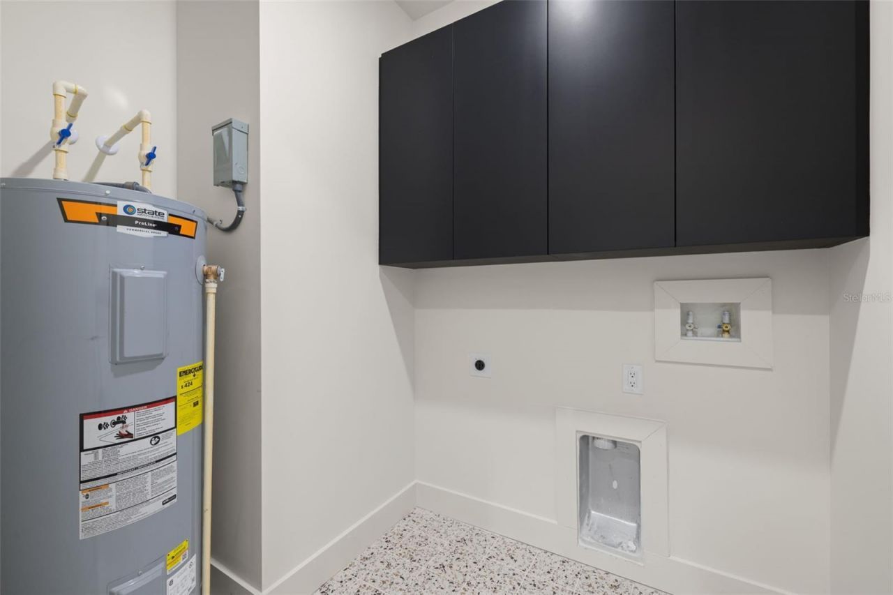 4019 Harrisburg Street Ne, Saint Petersburg, FL 33703 Photo