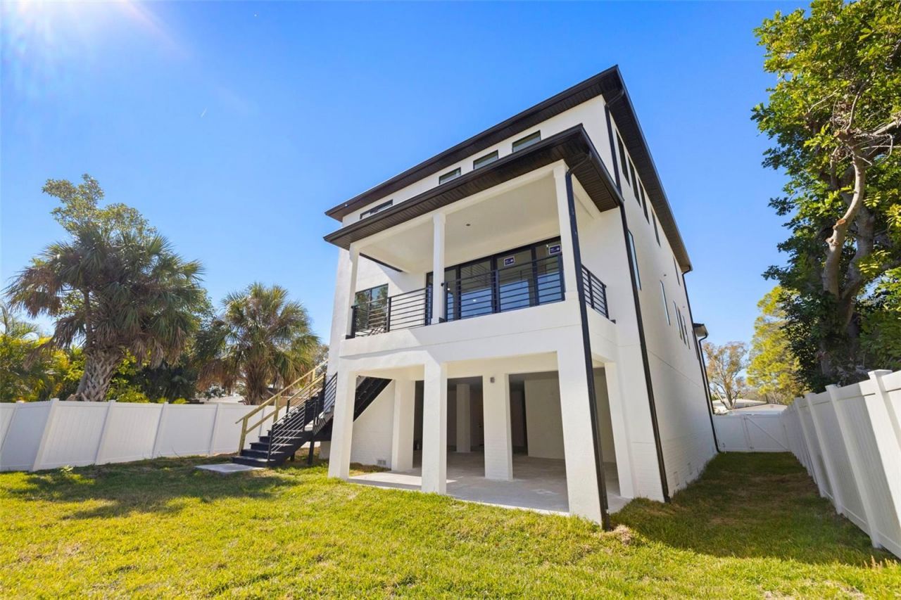 4019 Harrisburg Street Ne, Saint Petersburg, FL 33703 Photo