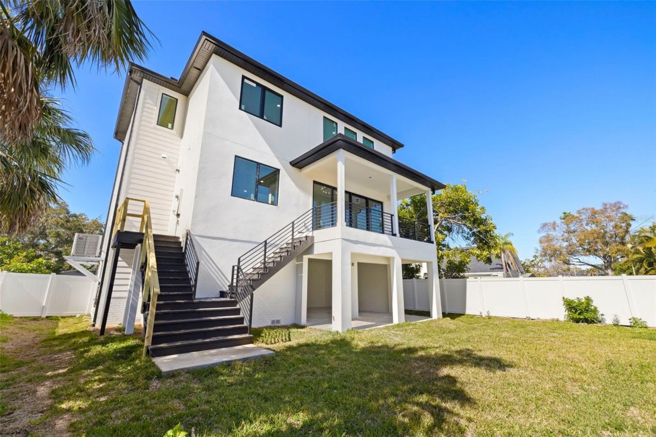 4019 Harrisburg Street Ne, Saint Petersburg, FL 33703 Photo